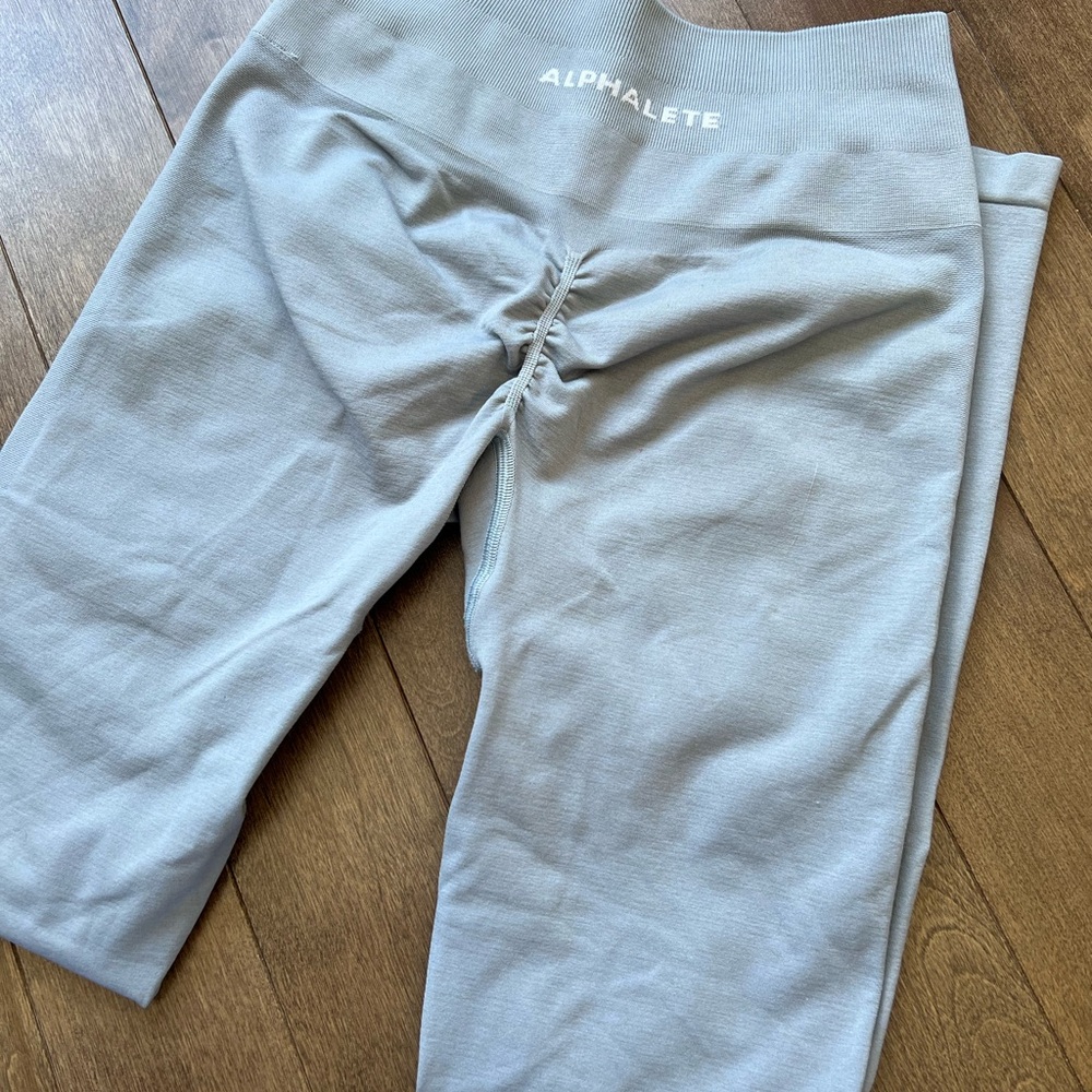 Alphalete light grey Seamless Ruched Leggings
